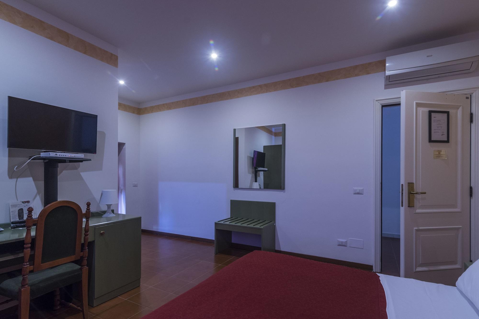 Hotel Villa Del Cardinale Norma المظهر الخارجي الصورة