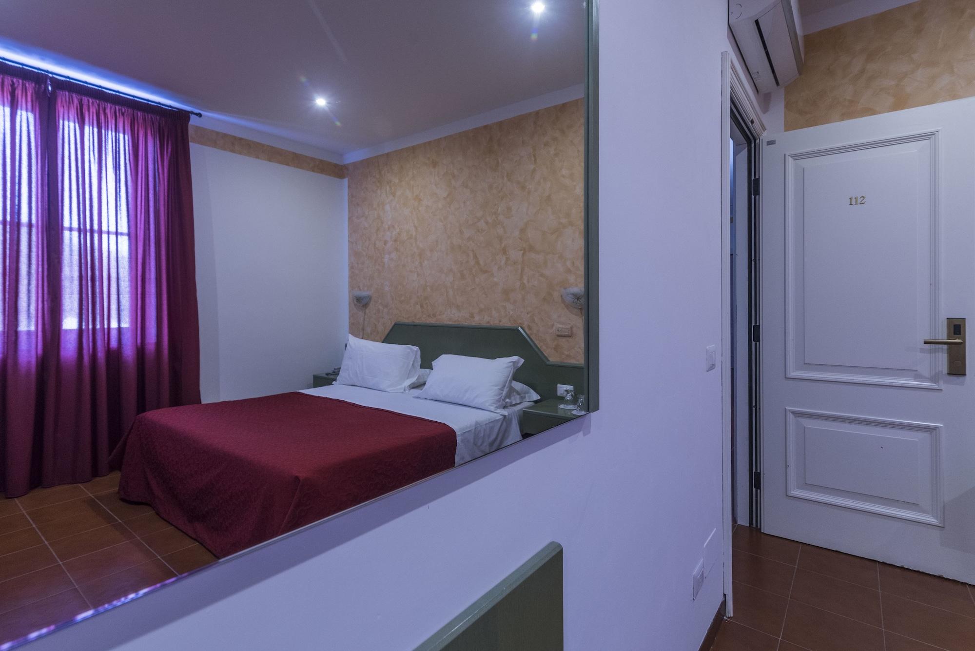 Hotel Villa Del Cardinale Norma المظهر الخارجي الصورة